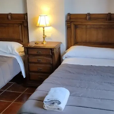 Albergue El Caseron De Fuentes Carrionas Cardano de Abajo Exterior photo
